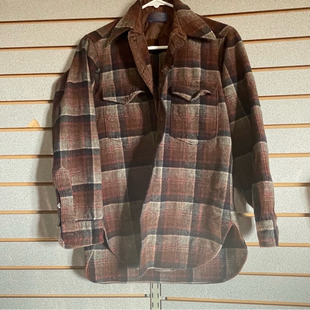 VTG PENDLETON Long sleeve shirt 15 1/2 M 100% Virgin Wool 70s Brown Red Plaid US